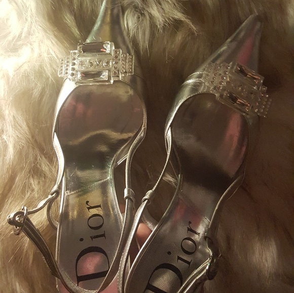 shoes - Picture 4 of 4